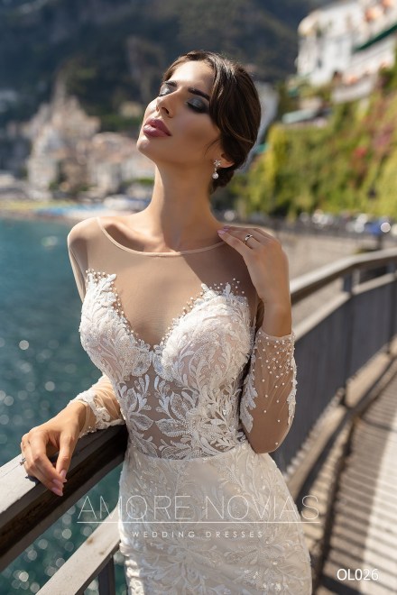 https://amore-novias.com/images/stories/virtuemart/product/OL026       (2).jpg